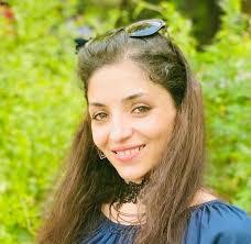 Maria Abud's Instagram, Twitter & Facebook