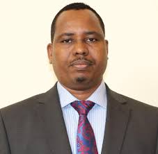 Senator Hussein Sheikh ” Baarlamaanka Soomaaliya wax la taaban karo kama  qaban tacadiyada ka dhanka ah xuquuqda muwaadiniinta”