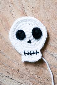 Weitere ideen zu häkeln muster, häkelmuster, strickmuster. Zuckerschadel Applikation Hakeln Kostenlose Anleitung Fur Halloween