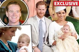 A relative of hewitt told iuc that privately hewitt has always believed he's harry's dad but has denied it in public because he fears for his life. Daily Star On Twitter Archie Is Ginger Fuelling Claims James Hewitt Is Prince Harry S Dad Says Hair Expert Https T Co 2jo0awlfwz