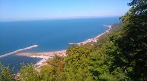 Bu sahil şeridi üzerinde kastamonu'nun, cide,doğanyurt, i̇nebolu, abana, bozkurt ve çatalzeytin olmak üzere 6 ilçesi bulunmaktadır. Kastamonu Beldegirmeni Koyu Cinari Tabiat Aniti Bozkurt Anit Agaclar