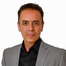 Alejandro Santillan's Instagram, Twitter & Facebook