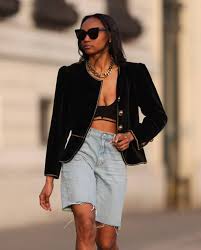 10 món đồ kết hợp cùng quần sort denim cho mùa hè - Báo Phụ Nữ