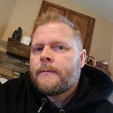 Jared Beam's Instagram, Twitter & Facebook