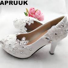Tante gallery con immagini di calzature matrimonio per tutti i gusti. Scarpe Sposa Pizzo Bianche