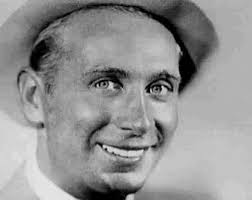 Charles Trenet L Ame Des Poetes 1951 Grammaire Et Phonetique Chansons Pour Etudier Le Francais Videos Paroles French Learning Le Francais Dans T Cantanti Attori