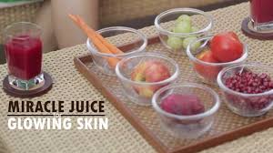 Here you will find the 7 best juice diet recipes for weight loss. Glowing Skin Juice Recipe With Suman Agarwal Healthy Juice Recipe Glamrs Youtube
