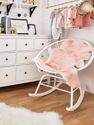 Die besten 25+ babyzimmer mädchen ideen nur auf pinterest … wir haben schöne neue griffe von herzen in natur. Babyzimmer Fur Madchen Schon Einrichten Westwing
