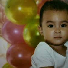 Stream Rosiland Robertson music