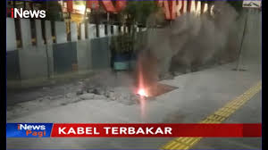 Scopri ricette, idee per la casa, consigli di stile e altre idee da provare. Kabel Fiber Optik Bawah Tanah Di Jalan Kramat Raya Terbakar Inews Pagi 07 11 Youtube