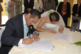 ¿tienes dudas sobre cómo casarse por lo civil? Requisitos Para Casarse Por El Civil En Monterrey Bodas Sencillas Bodas Mexicanas Invitaciones De Boda Civil