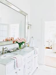 Then there's the predominance of black and white and the strong geometric lines of the cylindrical sink and the cubic freestanding tub. Decor Inspiration Beautiful Bathroom Ideas Cool Chic Style Fashion