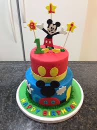 80 Torte Di Topolino In Pasta Di Zucchero Pdz Torta Di Topolino Arcobaleno Torte Di Compleanno Torta Topolino