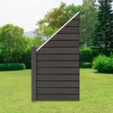 Das für die montage benötigte material ist enthalten. Wpc Sichtschutz Komplettset Aus Polen