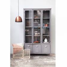 Industrie Vitrine Schrank Metall Vintage Metallschrank In 2020 Vitrine Vitrinenschrank Und Metallschranke