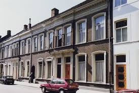 Stadskantoor 2 (renovatie tot zomer 2023) koningsplein 9 5038 wg tilburg: Pin By Michel Van Loon On Tilburg Willem Ii Straat House Styles Mansions Tilburg