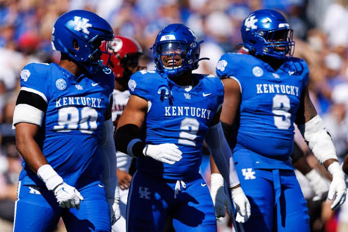 NCAA football: See Kentucky Wildcats vs South Carolina Gamcocks photos