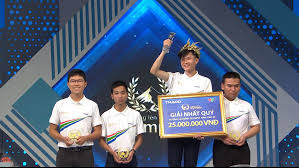 Đường lên đỉnh olympia là một cuộc thi kiến thức trên truyền hình dành cho học sinh trung học phổ thông (với đối tượng tham gia chủ yếu là các học sinh lớp 11) do bộ giáo dục và đào tạo và ban sản xuất các chương trình giải trí (trước đây là ban thể thao giải trí và thông tin kinh tế). Lá»™ Diá»‡n Nha Leo Nui Thá»© Hai Trong Tráº­n Chung Káº¿t Ä'Æ°á»ng Len Ä'á»‰nh Olympia 2020 Vtv Vn
