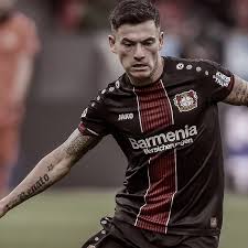 Check out his latest detailed stats including goals, assists, strengths & weaknesses and match ratings. Charles Aranguiz Photos Facebook