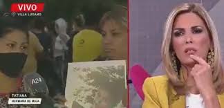 She is known for being a tv show host. El Incomodo Momento De Viviana Canosa Al Entrevistar A La Familia De La Nena Secuestrada En Vivo