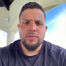 Car cover or no car cover? Currently living in the south & worried the hot  sun will yellow my carbon roof. I don't have the option right now to store  my car