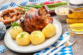 Quando poi ho avuto occasione di andare quest'inverno nella città bavarese, in una serata passata nella ingredienti per 4 persone: Stinco Di Maiale Alla Tedesca Ricetta Stinco Di Maiale Schweinshaxe