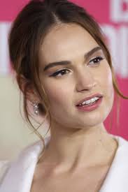 She is an avid actor having studied acting in the guildhall school of music and drama in london. File Lilly James 35487731940 Jpg Wikimedia Commons