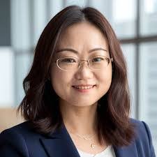 Yadira Ponce's Instagram, Twitter & Facebook