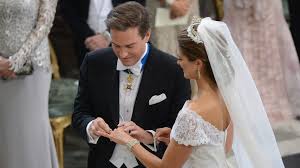 Prinzessin madeleines brautkleid wurde von designer valentino garavani persönlich entworfen. Sechster Hochzeitstag Susser Post Von Prinzessin Madeleine Promiflash De