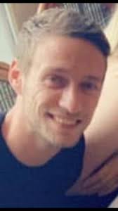 I would appreciate anyone knowing the whereabouts of fraser leggate or Dr  robert fraser leggate last known address 49 north Rd Highgate London u.k.  born October 1961, please have him contact his