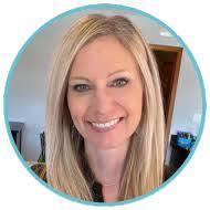 Amy Houle's Instagram, Twitter & Facebook