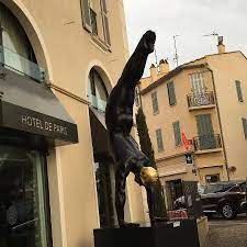 .princesse de tarente approached one of the rebels and asked for his protection for her colleagues madame de ginestous and pauline de tourzel, upon in the assembly, danton concluded the most famous of all his speeches: De L Audace Encore De L Audace Toujours De L Audace Picture Of Hotel De Paris Saint Tropez Saint Tropez Tripadvisor