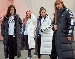 Blackpink Looks Stylish Wearing Adidas Long Padded Coats Blackpink Fashion Long Puffy Coat Korean Outfits