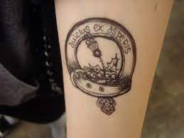 Craig had become a vegan after watching the 2011 documentary forks over knives. A Family Crest By Captainkarrot On Deviantart