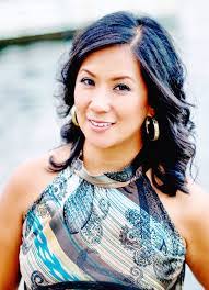 Janine Manning's Instagram, Twitter & Facebook