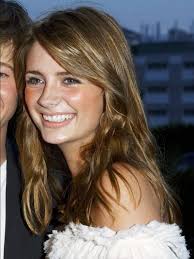 Mischa barton‏подлинная учетная запись @mischabarton 8 июл. Dark Blonde Marissa Cooper Mischa Barton The Oc Hair Princess Hairstyles Long Hair Styles