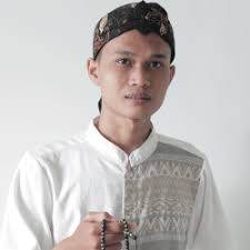 Aditya kurniawan rizafanaa@gmail.com kepada para sedulur kwa yg saya hormati izinkan saya membagikan pengasihan yg diijazahkan oleh seorang teman&sudah saya buktikan sendiri. Cara Membaca Surat Yusuf Ayat 31 Yang Benar Agar Cepat Dapat Jodoh Ki Asmoro