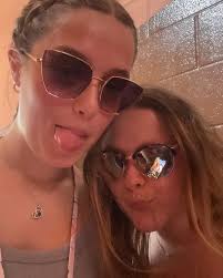 Sydney Robichaud (@syd.robichaud) • Instagram photos and videos