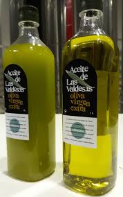 Si l'huile ne porte pas de mention spéciale, c'est qu'elle est issue d'un mélange entre de l'huile raffinée et de l'huile vierge. Quelles Differences Y A T Il Entre L Huile D Olive Filtree Et Non Filtree Las Valdesas