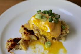 No Butter Spicy Hollandaise Sauce Couple Eats In Couple Eats Food Eat Food Hollandaise Sauce Eat