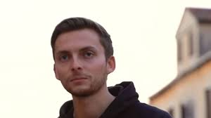 Youtuber philipp mickenbecker und sein zwillingsbruder begeistern ihre abonnenten normalerweise mit verrückten bauvideos. Moglicher Tod Das Besorgt Philipp Von The Real Life Guys Promiflash De