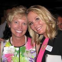 Executive Director Darla Dakin and Channel 7's Theresa Marchetta take time  for a picture