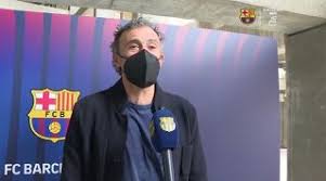 A versatile player with good technique, he was capable of playing in several different positions, but usually played as a midfielder or forward, and was also noted. La Roja Coach Luis Enrique Casts His Vote In The Barcelona Presidential Election Football Espana