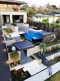 60 Beautiful Low Maintenance Front Yard Landscaping Ideas Landscapingfrontyard Landscapingtips Land Pool House Designs Dream House Exterior Pool House Plans