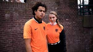 Nederlands elftal uitshirt ek 2021. Nederlands Elftal Shirt Memphis Depay Voetbalshirtskoning Nl