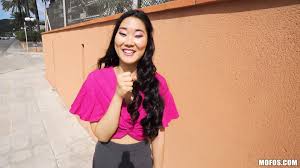 ▷ Katana in Spanish Asian Amateurs Sloppy BJ (Photo 47) | Mofos