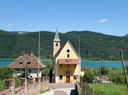 Josef (töging am inn) the following 7 files are in this category, out of 7 total. Kirche St Josef Am See Kaltern Und Tramin Kalterer See Sudtirol