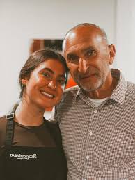 Julia George (@juliamgeorge) • Instagram photos and videos