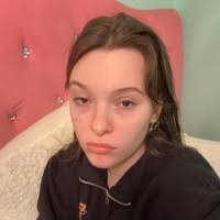 Stephanie Pyle's Instagram, Twitter & Facebook