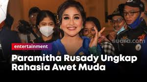 Pretty dress to flying gray cop copine model stig size 2 mint. Tetap Cantik Di Usia 54 Paramitha Rusady Ungkap Rahasia Awet Muda Youtube